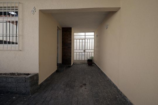 Garagem de casa para alugar com 3 quartos, 146m² em Vila Humaita, Santo André