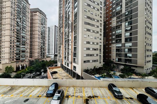 Vista da Sacada de apartamento para alugar com 2 quartos, 54m² em Alphaville Empresarial, Barueri