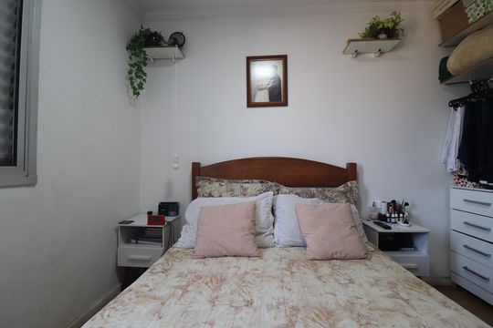 Quarto 1 de apartamento à venda com 3 quartos, 61m² em Jardim Cambui, Santo André