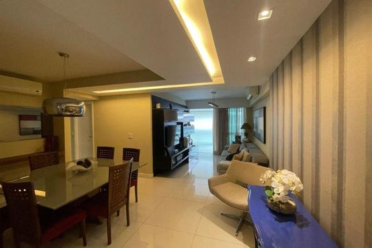 Apartamento à venda com 3 quartos, 128m² em Icaraí, Niterói