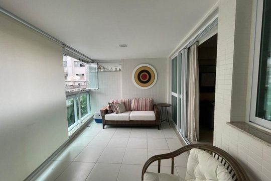 Apartamento à venda com 3 quartos, 128m² em Icaraí, Niterói