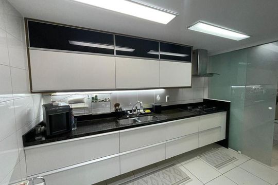 Apartamento à venda com 3 quartos, 128m² em Icaraí, Niterói