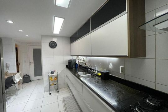 Apartamento à venda com 3 quartos, 128m² em Icaraí, Niterói