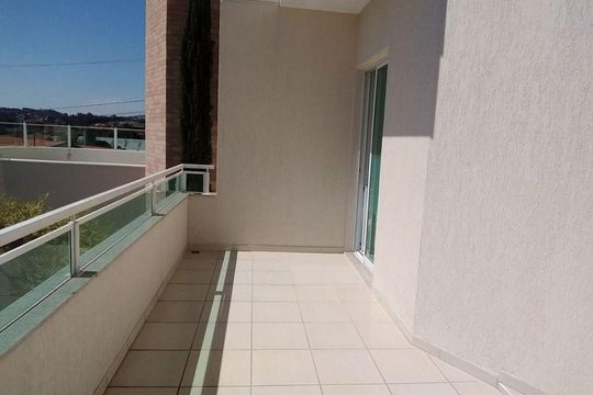 Casa à venda com 3 quartos, 186m² em Ponte Sao Joao, Jundiaí