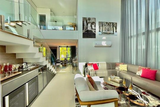 Casa à venda com 3 quartos, 640m² em Veduta, Jundiaí