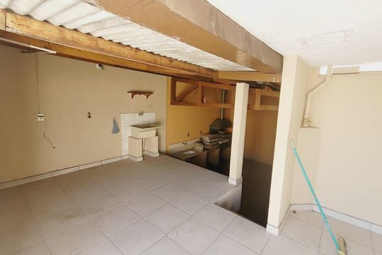 Casa à venda com 2 quartos, 199m² em Vila Isabel Eber, Jundiaí