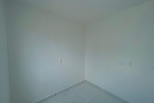 Quarto 1 de apartamento à venda com 2 quartos, 43m² em Vila das Bandeiras, Guarulhos