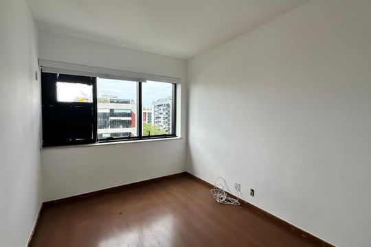 Quarto 2 de apartamento à venda com 2 quartos, 84m² em Barra da Tijuca, Rio de Janeiro