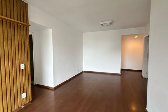 Sala de apartamento à venda com 2 quartos, 84m² em Barra da Tijuca, Rio de Janeiro