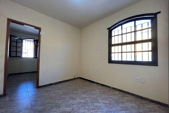 Casa à venda com 2 quartos, 100m² em Santo Andre, Belo Horizonte