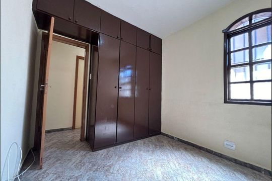 Casa à venda com 2 quartos, 100m² em Santo Andre, Belo Horizonte