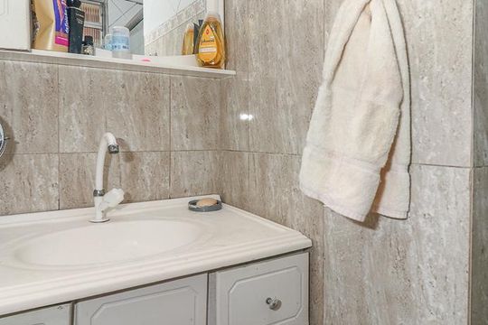 Banheiro da Suíte de apartamento para alugar com 2 quartos, 75m² em Boa Vista, Porto Alegre