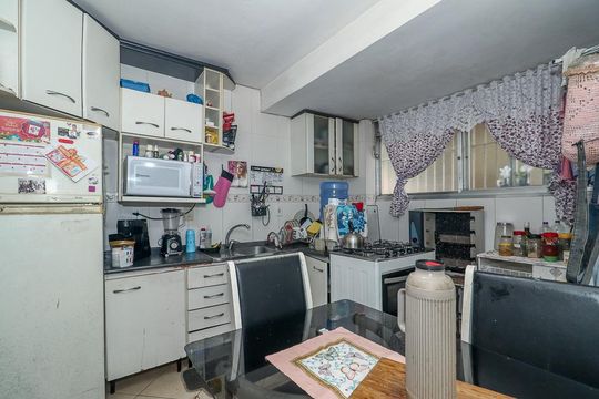 Cozinha de apartamento à venda com 2 quartos, 75m² em Boa Vista, Porto Alegre
