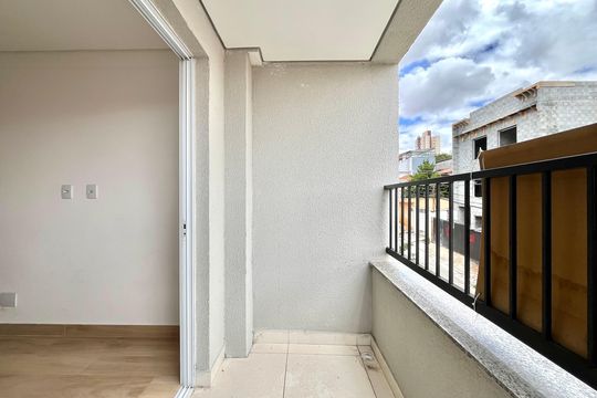 Varanda de apartamento à venda com 2 quartos, 38m² em Vila Guarani (zona Sul), São Paulo