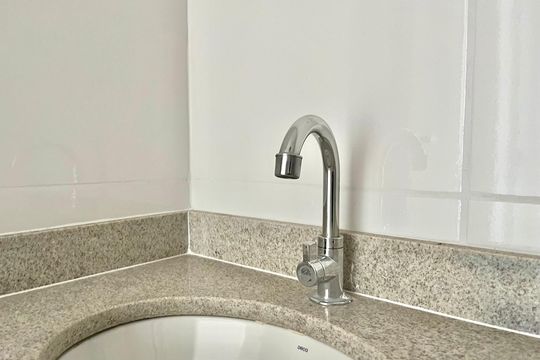Banheiro de apartamento à venda com 2 quartos, 35m² em Vila Guarani (zona Sul), São Paulo