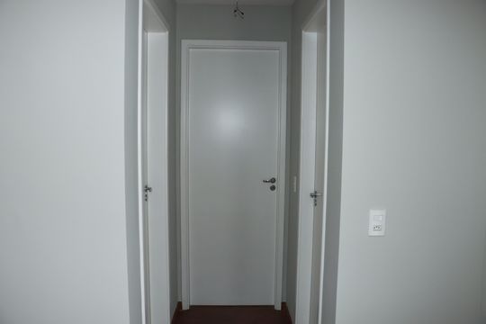 Corredor de apartamento para alugar com 2 quartos, 82m² em Parque Esplanada do Embu, Embu das Artes