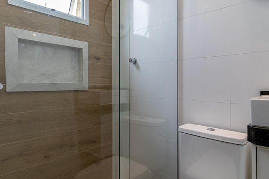 Banheiro Suíte 1 de casa de condomínio à venda com 2 quartos, 52m² em Vila Marieta, São Paulo