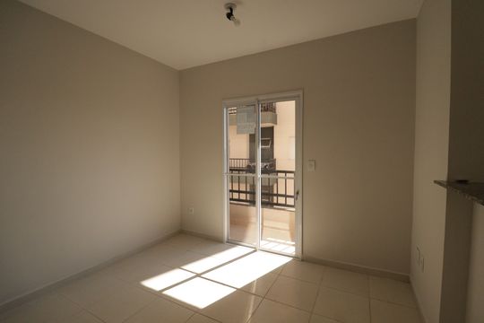 Sala de apartamento à venda com 2 quartos, 55m² em Vila Nova Medeiros, Jundiaí
