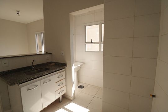 Cozinha de apartamento à venda com 2 quartos, 55m² em Vila Nova Medeiros, Jundiaí