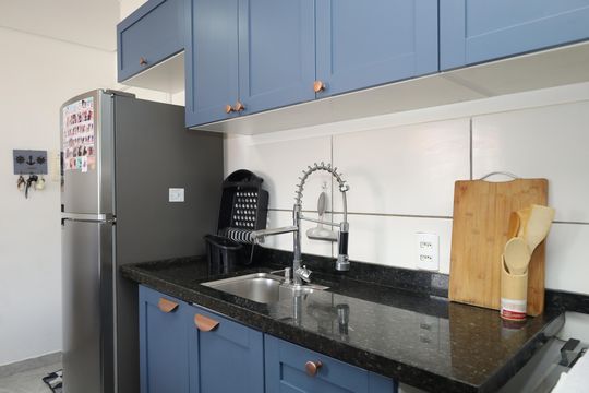 Cozinha de apartamento para alugar com 2 quartos, 34m² em Guaianases, São Paulo