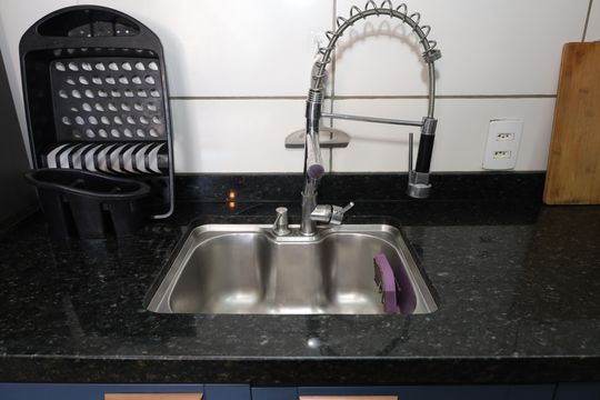 Cozinha de apartamento para alugar com 2 quartos, 34m² em Guaianases, São Paulo
