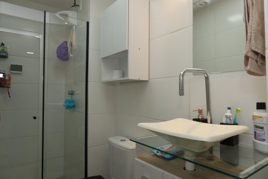 Banheiro de apartamento para alugar com 2 quartos, 34m² em Guaianases, São Paulo