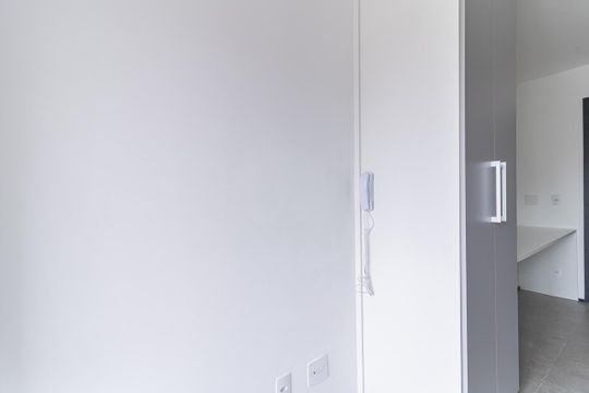 Cozinha de kitnet/studio à venda com 1 quarto, 21m² em Indianópolis, São Paulo