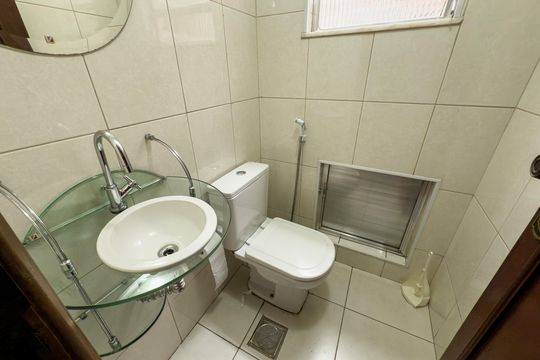 Banheiro 2 de casa para alugar com 4 quartos, 480m² em Vila da Penha, Rio de Janeiro