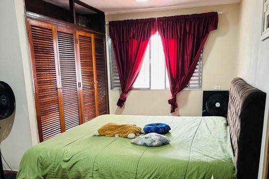 Quarto 1 de casa à venda com 2 quartos, 142m² em Jardim Marcel, São Paulo