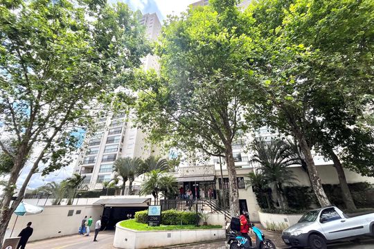 Fachada de apartamento à venda com 3 quartos, 106m² em Jabaquara, São Paulo