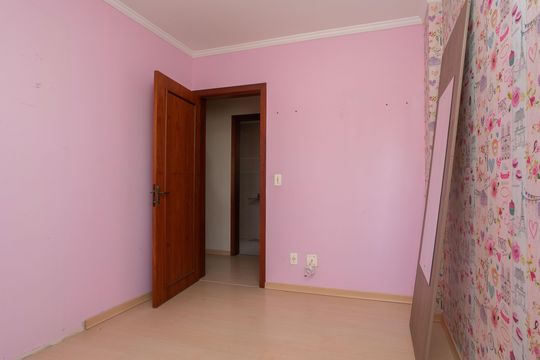 Quarto 1 de apartamento para alugar com 3 quartos, 180m² em São Sebastião, Porto Alegre