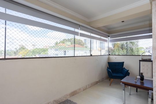Sala de apartamento para alugar com 3 quartos, 180m² em São Sebastião, Porto Alegre