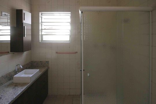 Banheiro de casa à venda com 6 quartos, 298m² em Vila Ema, São Paulo