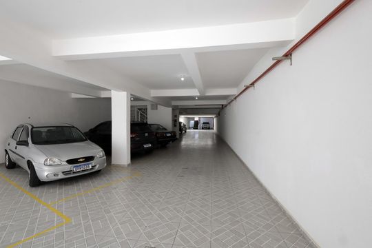 Garagem de apartamento à venda com 2 quartos, 110m² em Vila Guarani, Santo André