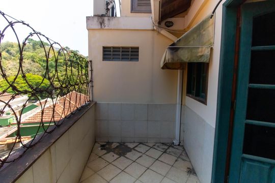 Varanda do Quarto Externo 3 de casa à venda com 5 quartos, 320m² em Ingá, Niterói
