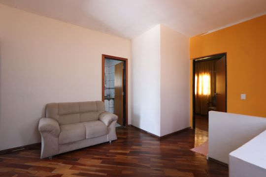 Hall dos Quartos de casa à venda com 3 quartos, 168m² em Vila Santa Clara, São Paulo