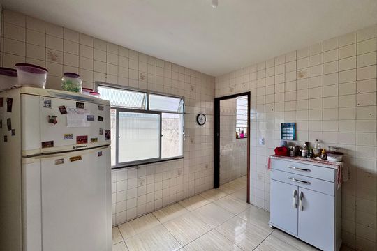 Cozinha 2 de apartamento à venda com 4 quartos, 128m² em Camorim, Rio de Janeiro