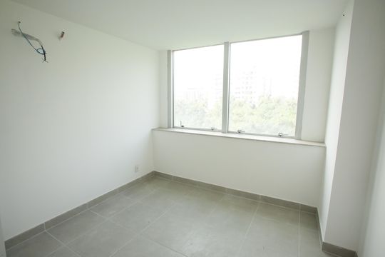Quarto de apartamento à venda com 2 quartos, 60m² em Taquara, Rio de Janeiro