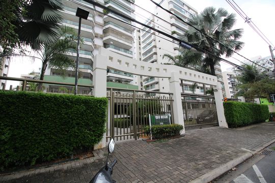 Fachada de apartamento à venda com 2 quartos, 75m² em Barra Olímpica, Rio de Janeiro