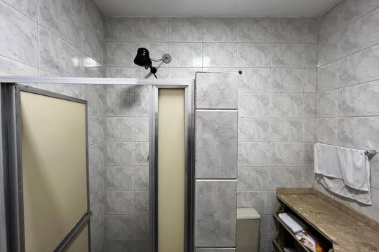 Banheiro Social de casa à venda com 3 quartos, 82m² em Tijuca, Rio de Janeiro