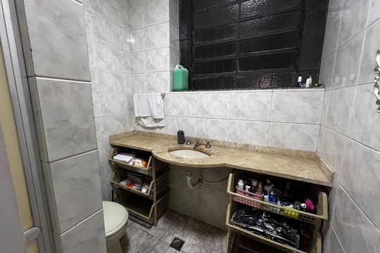 Banheiro Social de casa à venda com 3 quartos, 82m² em Tijuca, Rio de Janeiro