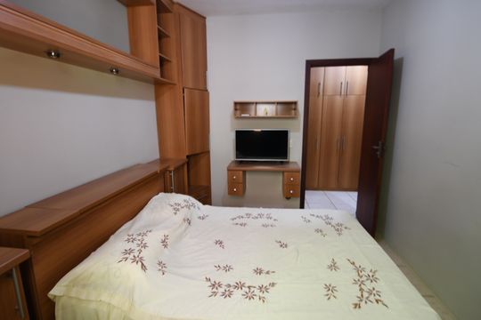 Quarto 2 - Suíte de casa de condomínio para alugar com 4 quartos, 476m² em Conjunto Habitacional Vila Santana (sousas), Campinas