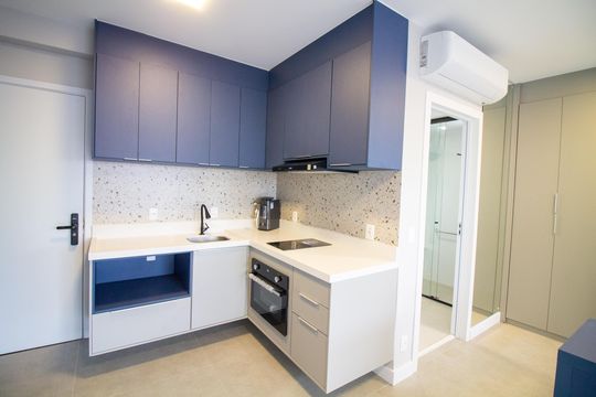 Cozinha de kitnet/studio para alugar com 1 quarto, 49m² em Campo Belo, São Paulo