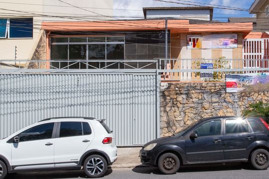 Fachada de casa à venda com 3 quartos, 199m² em Assunção, São Bernardo do Campo