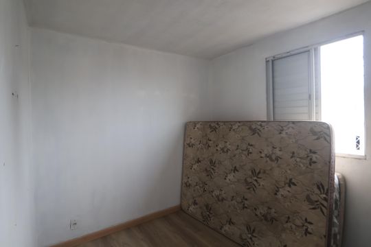 Quarto 2 de apartamento à venda com 2 quartos, 43m² em Rio Branco, Canoas