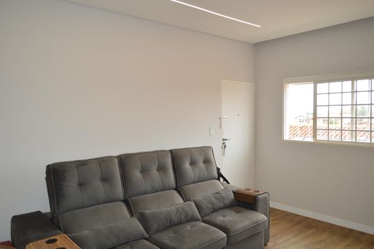Sala de apartamento para alugar com 2 quartos, 67m² em Residencial E Comercial Palmares, Ribeirão Preto