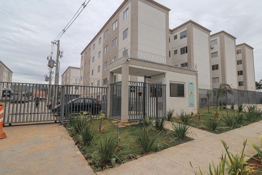 Fachada de apartamento à venda com 2 quartos, 41m² em Passo das Pedras, Porto Alegre