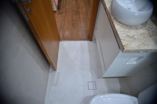 Banheiro da Suíte de apartamento à venda com 3 quartos, 108m² em Campestre, Santo André