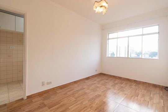 Sala de apartamento para alugar com 1 quarto, 40m² em Liberdade, São Paulo