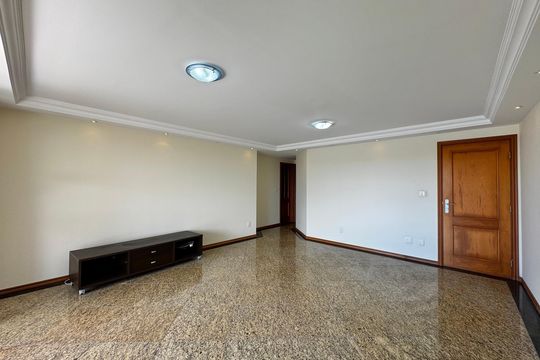 Sala de apartamento à venda com 4 quartos, 141m² em Recreio dos Bandeirantes, Rio de Janeiro